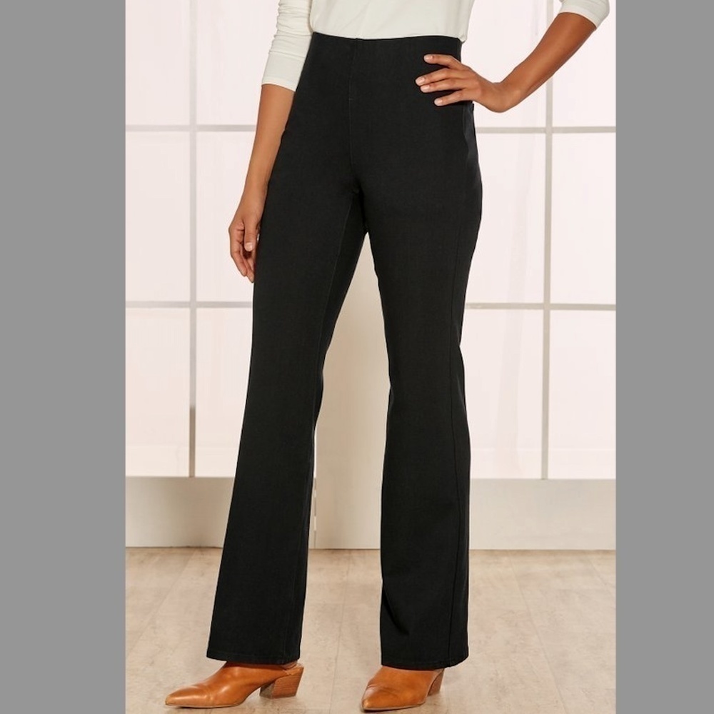 Soft Surroundings 2CW18 The Ultimate Denim Pull-On Bootcut Jeans in Black